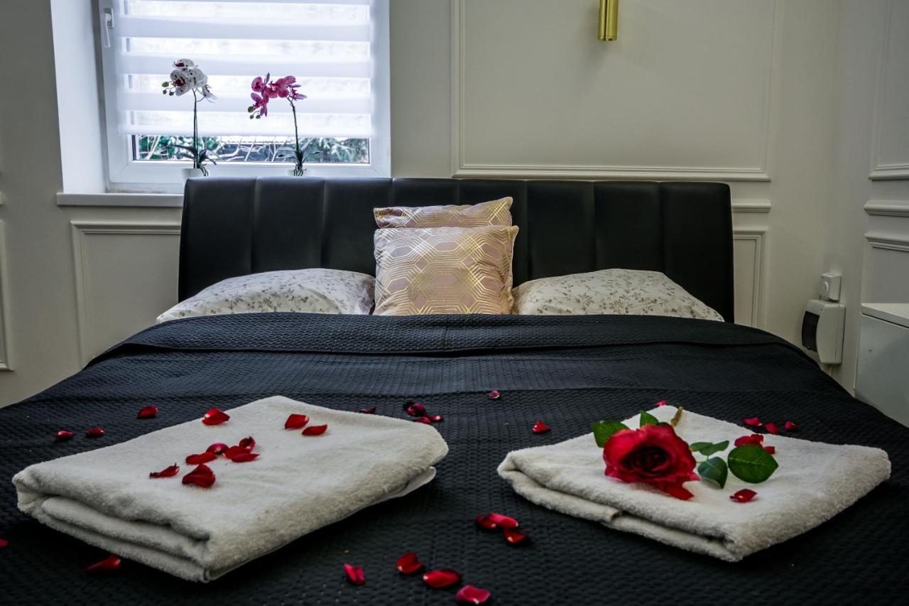 Zamoyskiego Jacuzzi Apartment Krakkó Kültér fotó