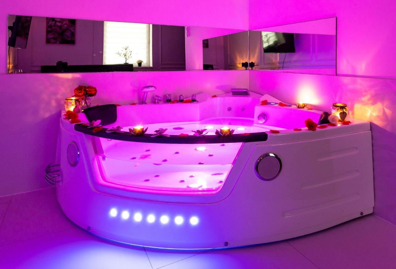 Zamoyskiego Jacuzzi Apartment Krakkó Kültér fotó